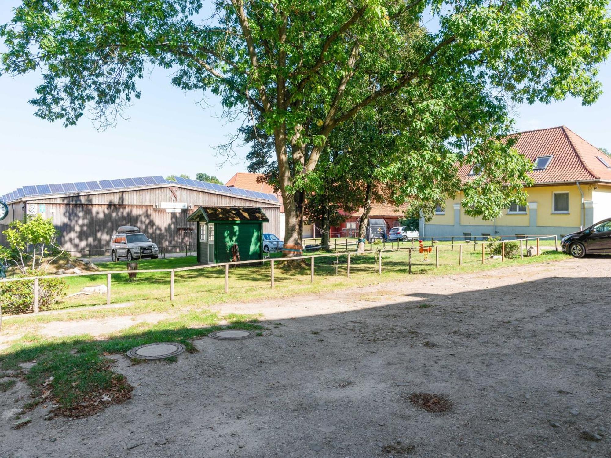 Holiday Home On A Horse Farm In The L Neburg Heath Eschede ภายนอก รูปภาพ